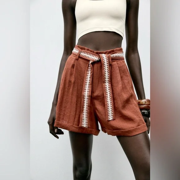 EMBROIDERED BELT SHORTS - Picture 4 of 8